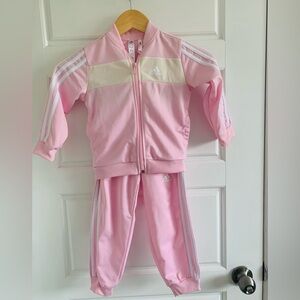 Adidas set - Size 3-4T